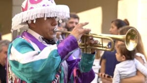 celebración de carnaval en the senior group