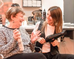 cristina cagnina en nuestro beauty salon | the senior group