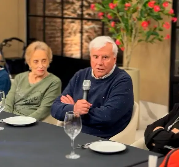 día de la radiofonía | the senior group