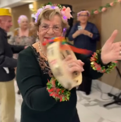 sonrisas en the senior group